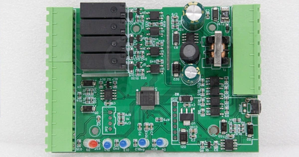 Fabricante de ensamblajes de PCB de bajo costo: soluciones asequibles y de alta calidad de SprintPCB