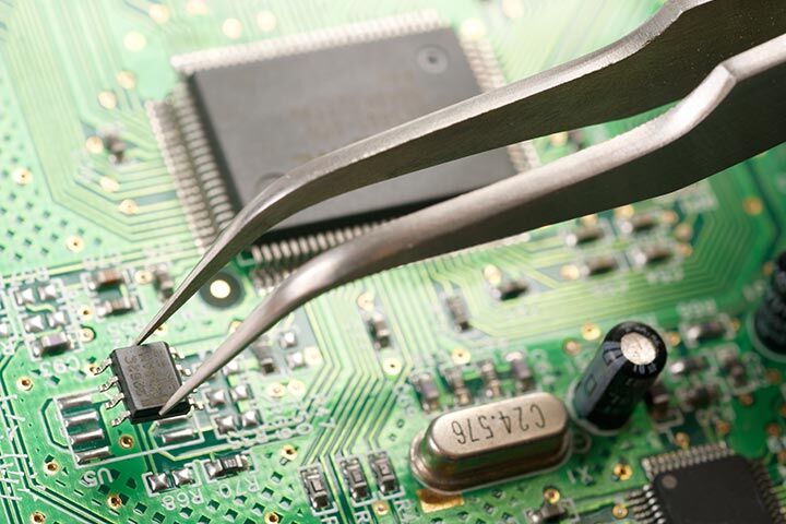 Lograr la excelencia en el ensamblaje de PCB: 9 secretos para una producción impecable